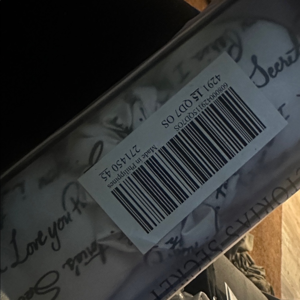 Victoria's Secret Scripted White sleep set